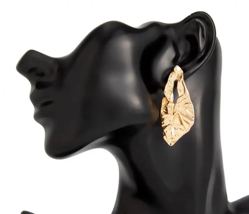 Dangle earrings, eye-catching metal drops, gold K1720