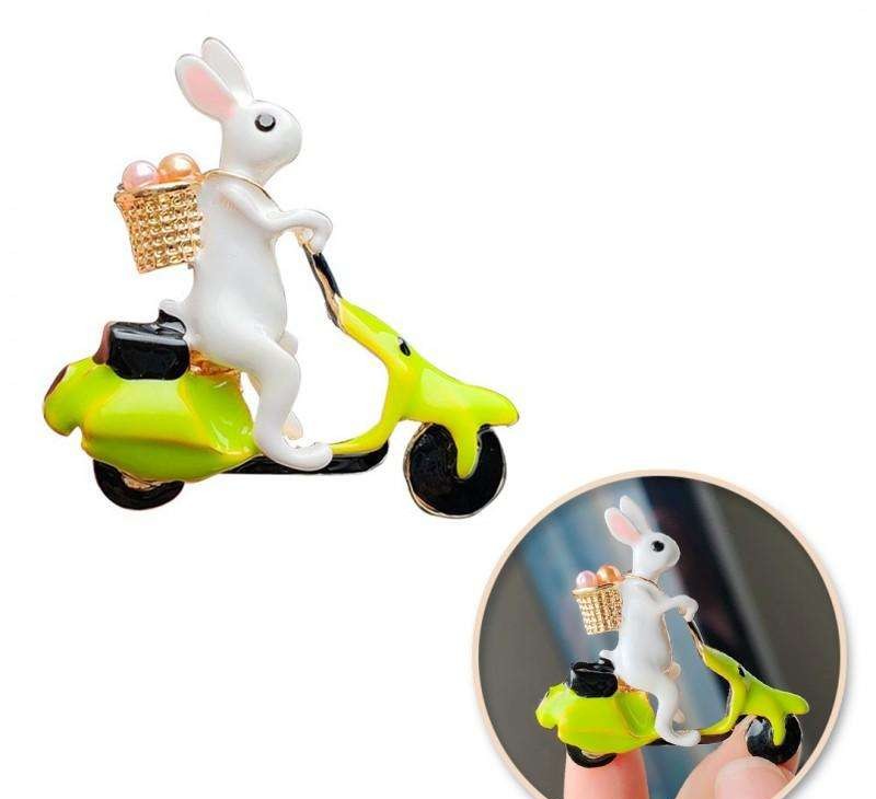 Elegant brooch Decorative brooch bunny with eggs on a scooter BZ193