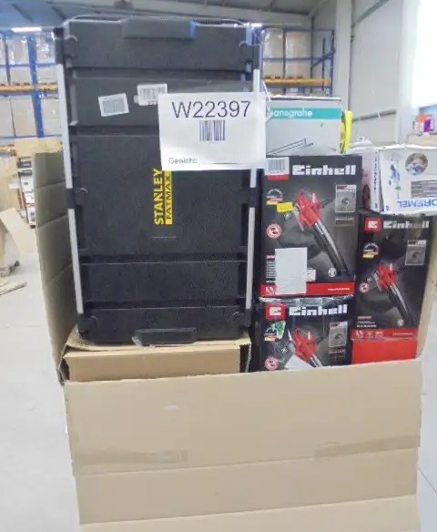(-80%) Mixed pallets of household tools and appliances wholesale - Pallets of Bosch, Makita, Dyson, Ryobi, Siemens, AEG and many more.