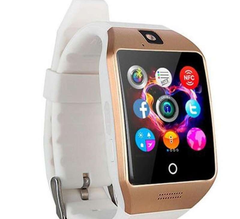 AlphaOne Smartwatch with Curved Display, Hungarian Menu, Gold and White Color, Model Q18, SIM Card Slot, Camera.