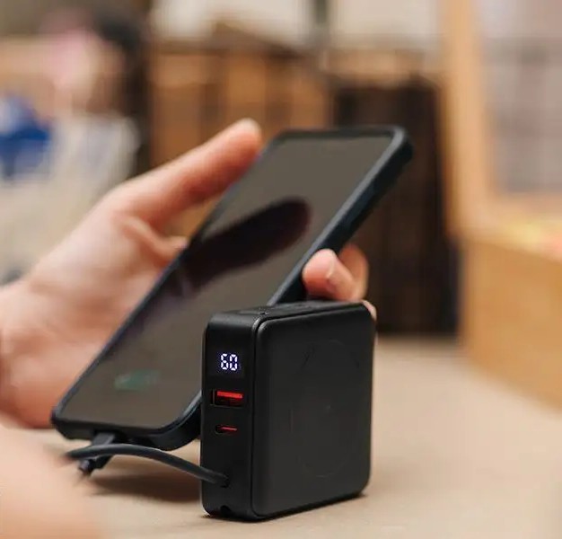 Power bank TRACER Scout 10000mAh MAG PD QC