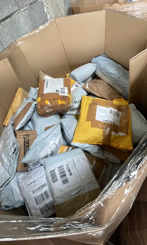 DHL &amp; Hermes &amp; Amazon Parcels - Unclaimed Packages, DHL &amp; Returns HERMES &amp; Amazon LOST PACKAGES - PALLETS - AVAILABILITY